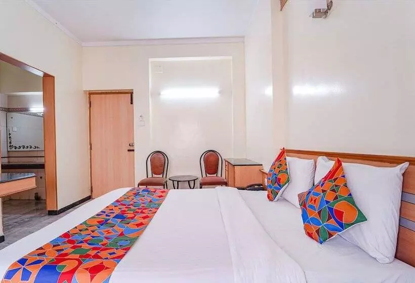 Fabhotel Ess Paradise   Nr Bus Stand