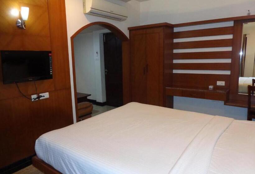 Hotel Sanu International