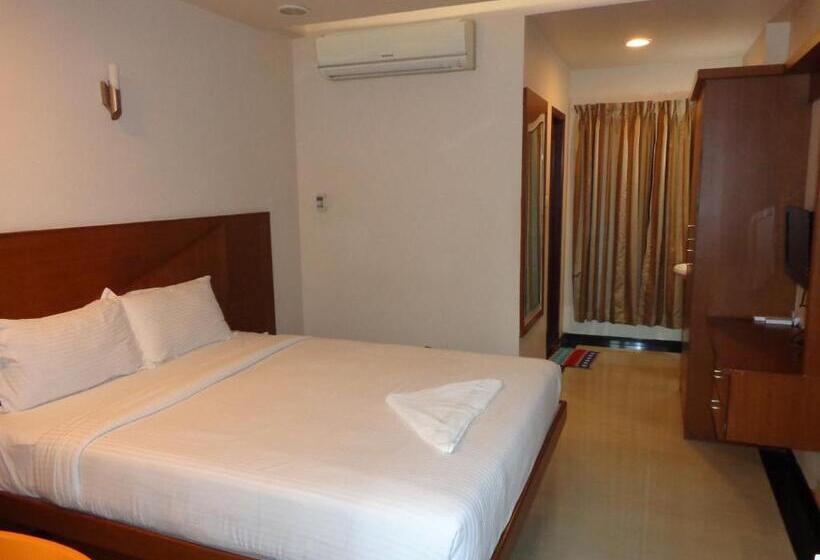 Hotel Sanu International