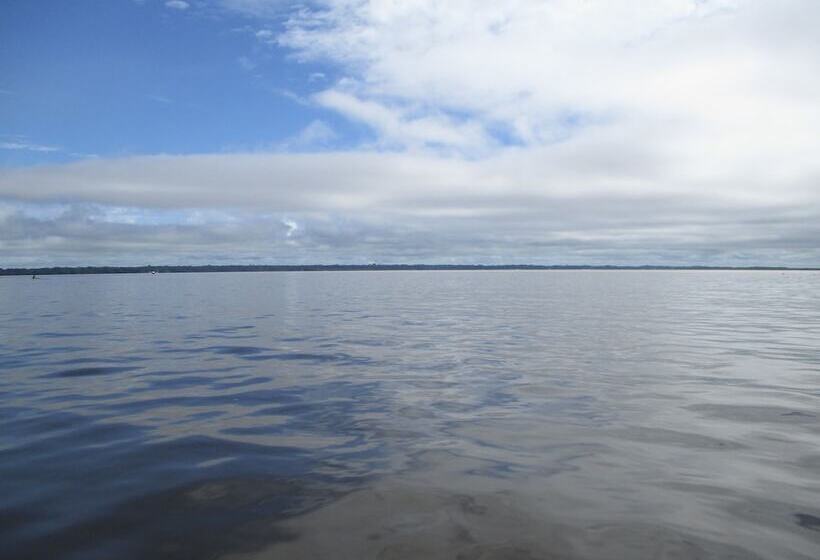 Hotel Curassow Amazon Lodge