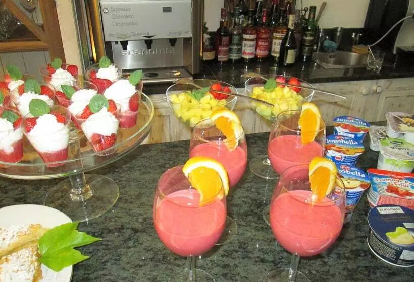 Hotelli Sandro Silver