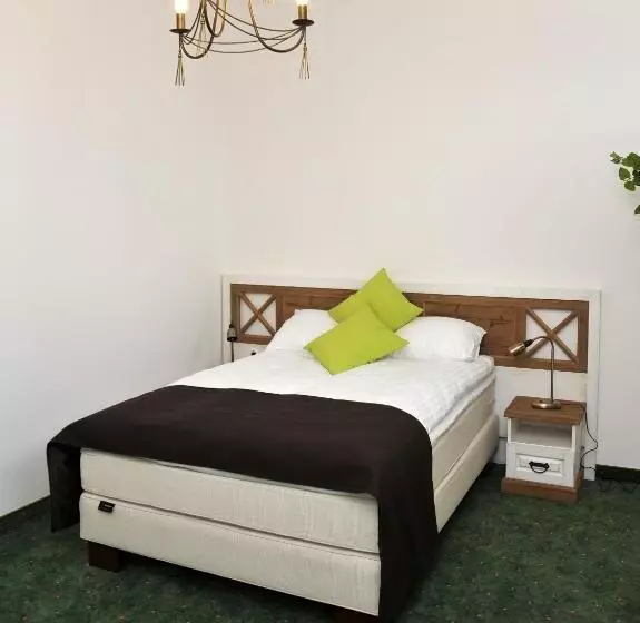 Hotelli Sandro Silver