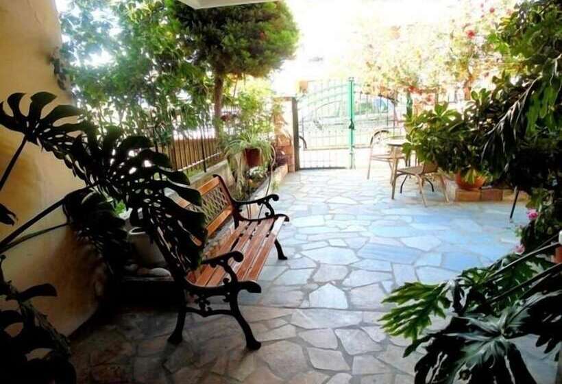 호텔 Nefeli Studios