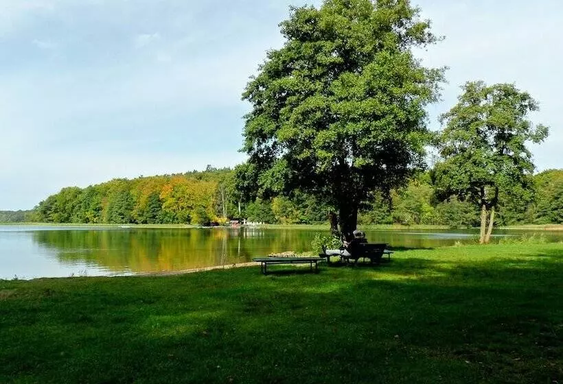 ホテル Villa Am Stechlin