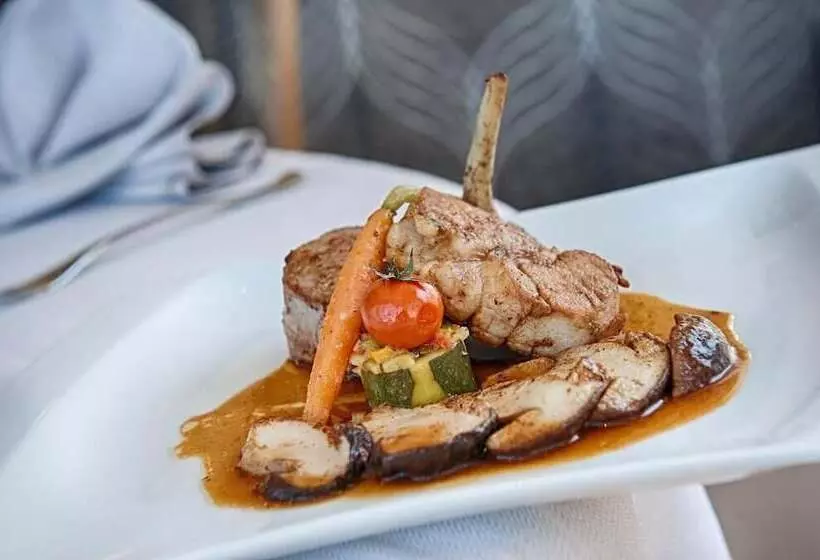 ホテル Hôtel Le Bellevue