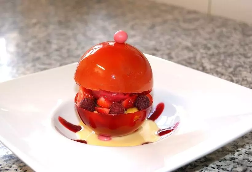 ホテル Hôtel Le Bellevue