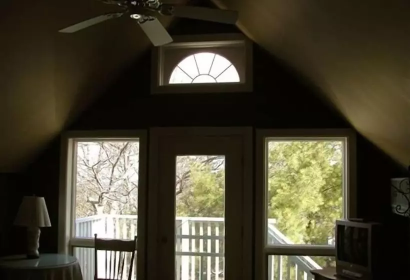 Hotelli The Sylvan Inn