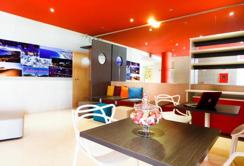 Sechi Aparthotel Marbella