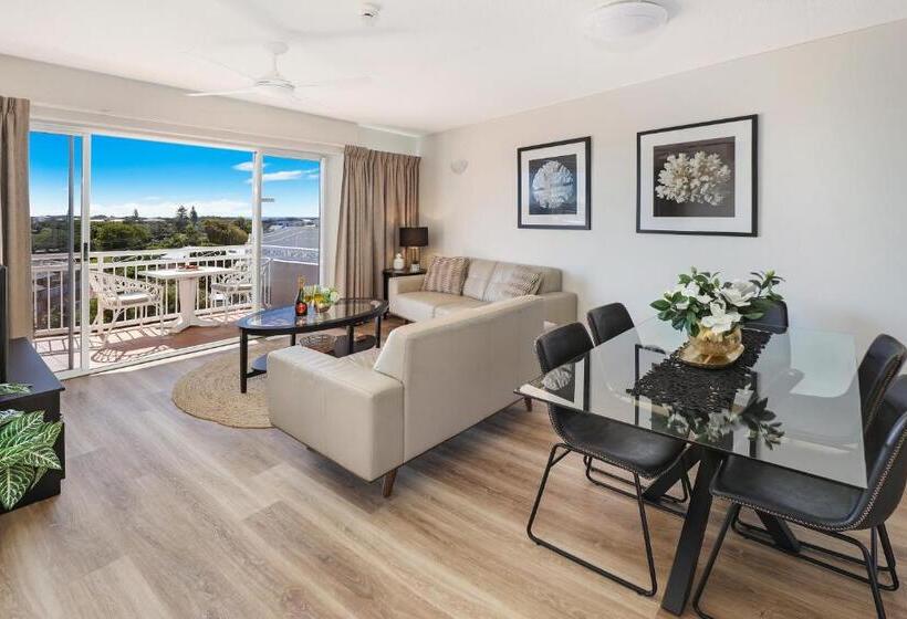 Hotel Beachside Resort Kawana Waters