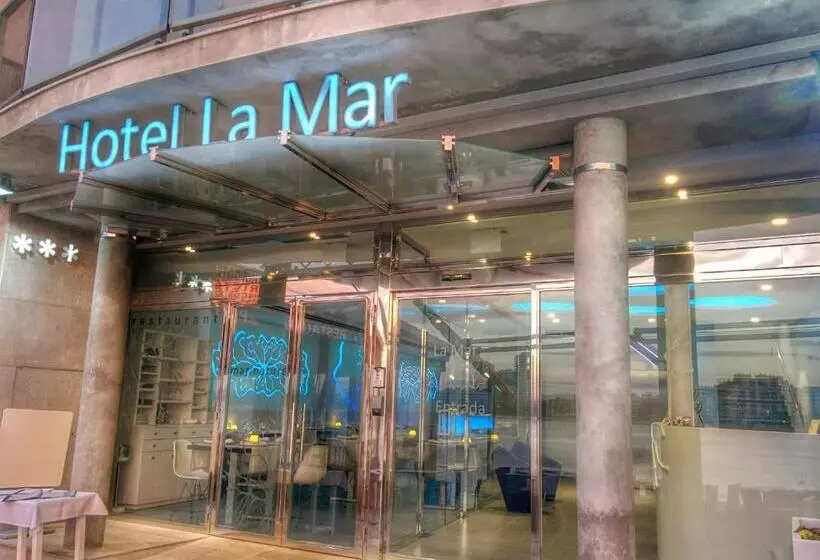 Hotelli Boutique La Mar   Adults Only