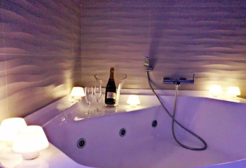 Hotelli Boutique La Mar   Adults Only