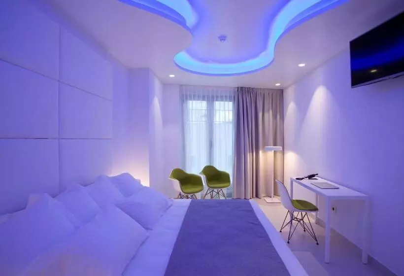 Hotelli Boutique La Mar   Adults Only