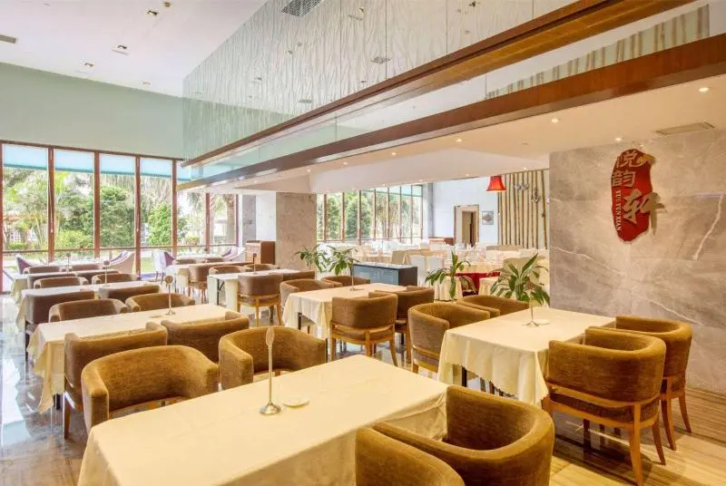ホテル Days  And Suites Yangjiang