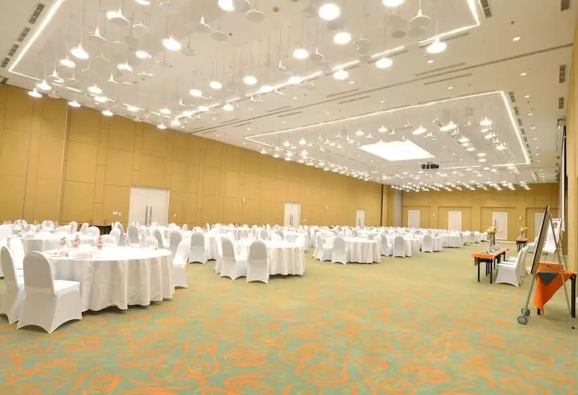 Harris Hotel And Conventions Denpasar Bali