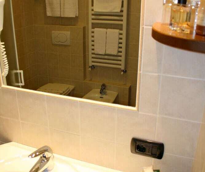 בית מלון כפרי Larice Bianco