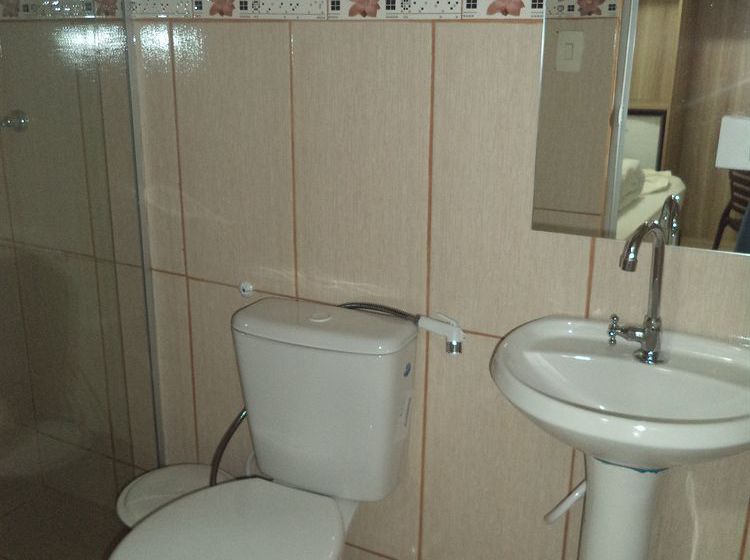 ホテル Pousada Alvorada