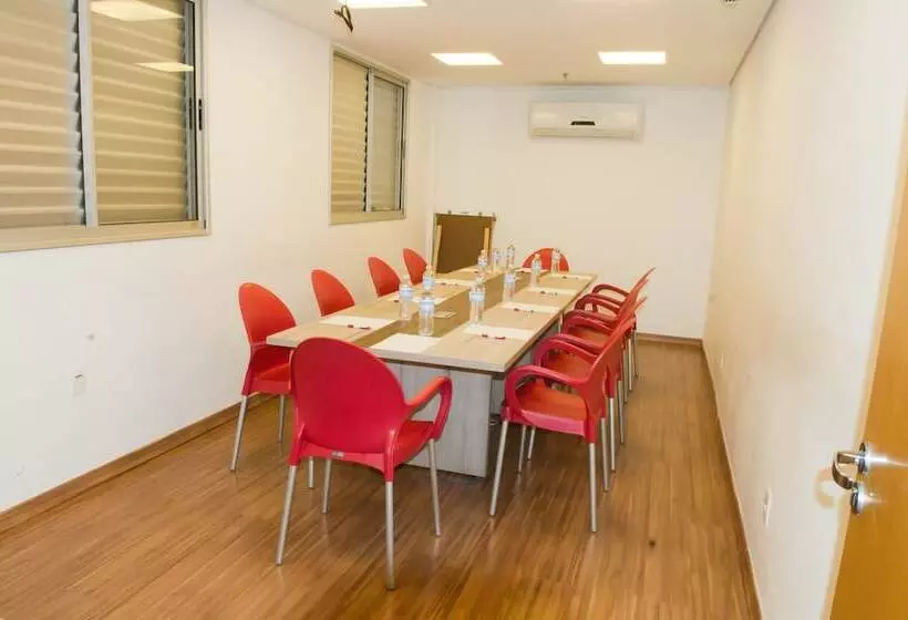 فندق Stop Inn Antonio Carlos