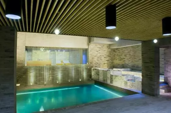 هتل The Emperor Tiananmen Beijing