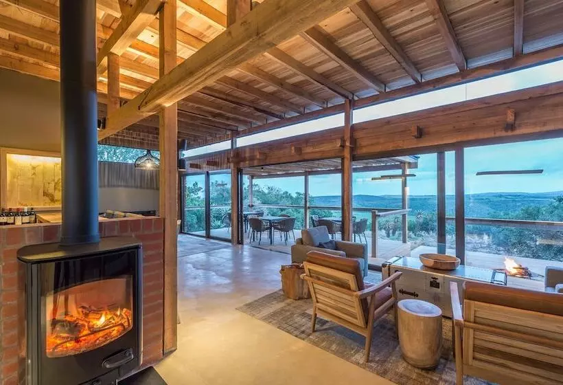 منتجع Kariega Game Reserve Ukhozi Lodge