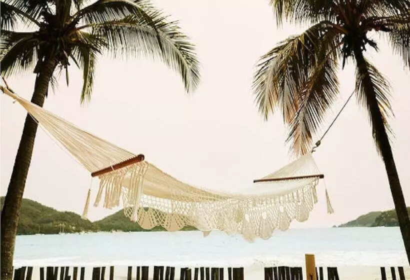 Tentaciones Hotel & Lounge Pool   Adults Only