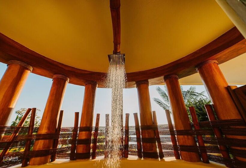 Tentaciones Hotel & Lounge Pool Adults Only