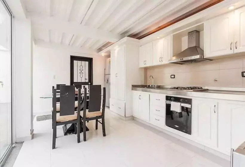 هتل Casa Centenario Pereira