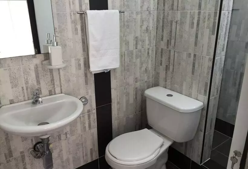 هتل Casa Centenario Pereira