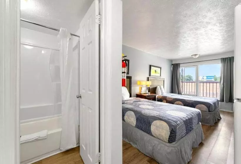 هتل Budgetel Inn And Suites