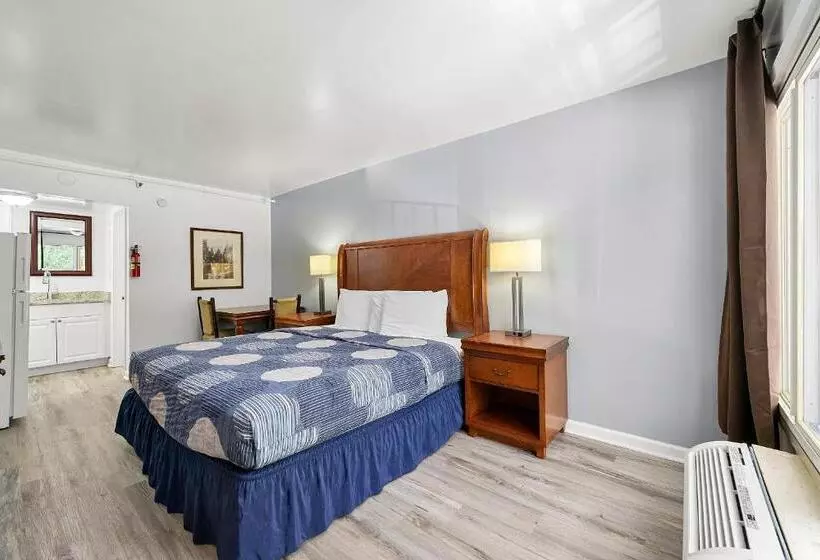 هتل Budgetel Inn And Suites