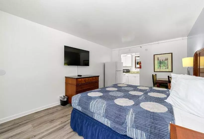 هتل Budgetel Inn And Suites