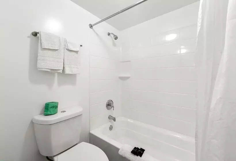 هتل Budgetel Inn And Suites