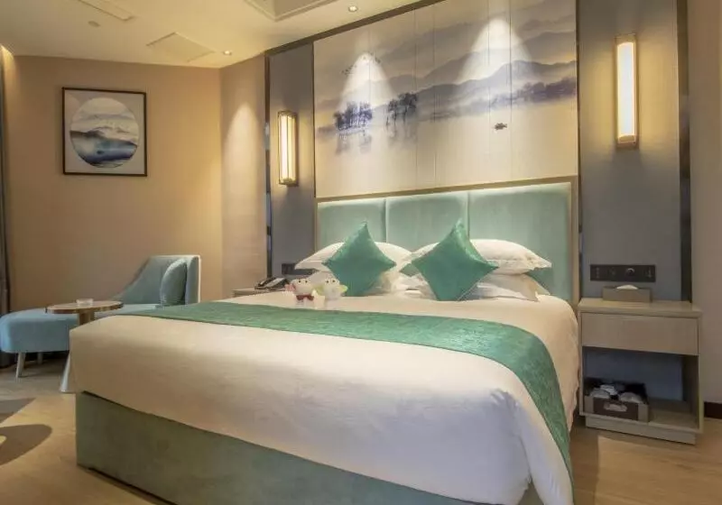 Greentree Eastern Hotel Hainan Free Trade Port Jiangdong New District Meilan Airport