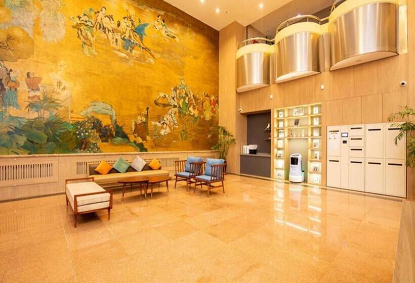 Hanting Hotel Changchun Gongnong Square Metro Station