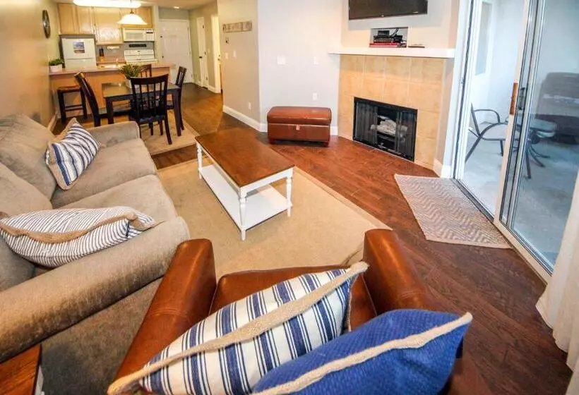 ホテル Harbor Village Pool Building Condo 107