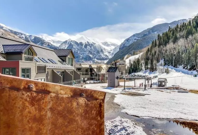 هتل Double Diamond Ski In/ski Out Chalet