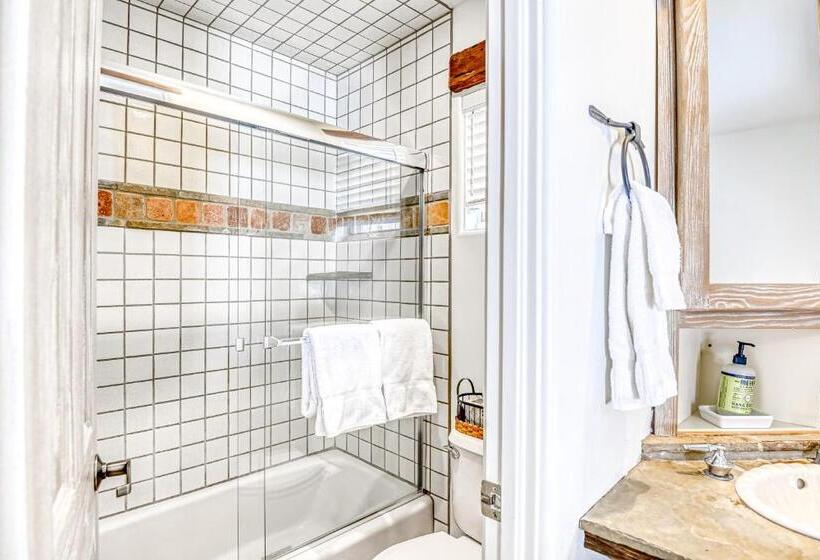 هتل Double Diamond Ski In/ski Out Chalet