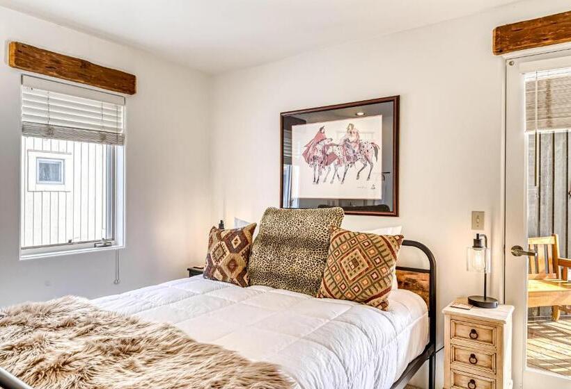 هتل Double Diamond Ski In/ski Out Chalet