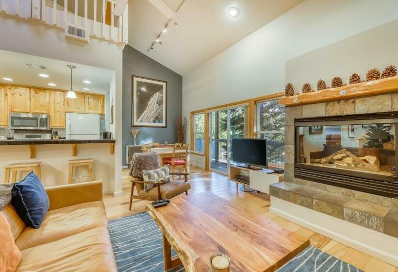 هتل Squaw Valley Ski Flat