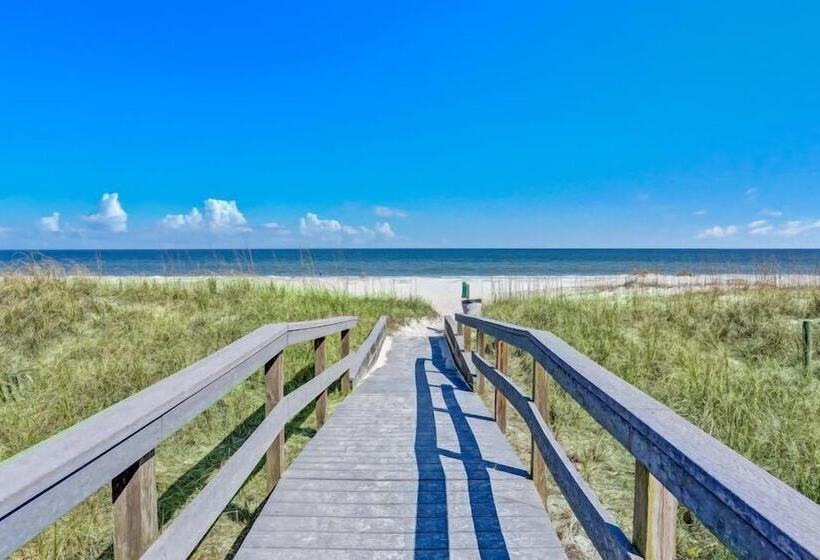 Отель 1312 Ship Watch