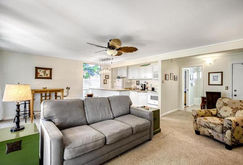 Szálloda Paki Maui 202a