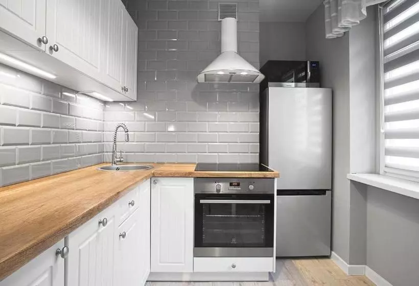 24w Apartments Old Town