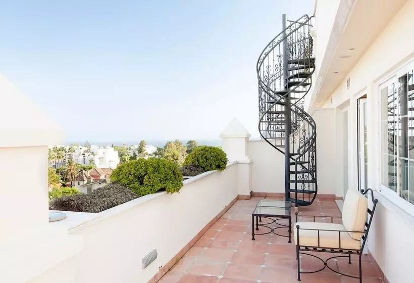 Apartamentos Guadalpin Boutique