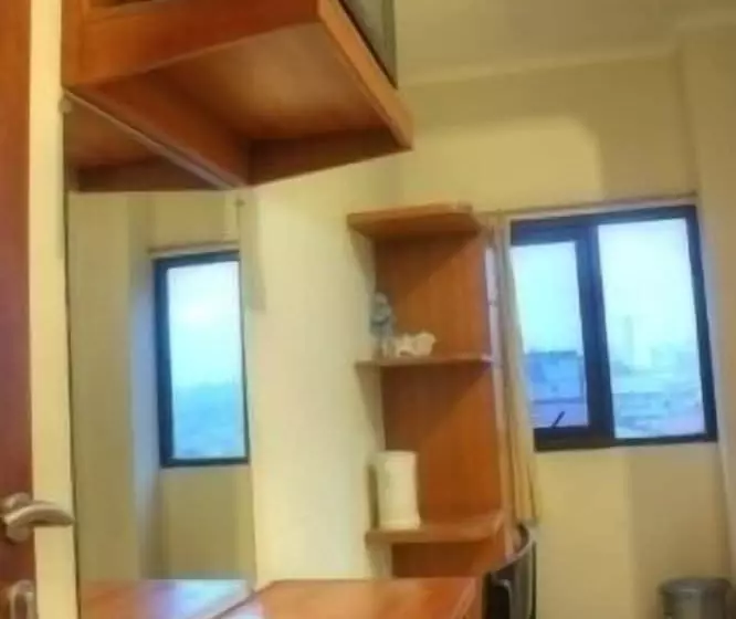 Cihampelas Hotel 2 Mitra Reddoorz