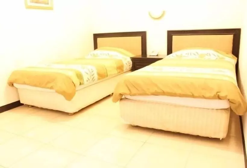 Cihampelas Hotel 2 Mitra Reddoorz