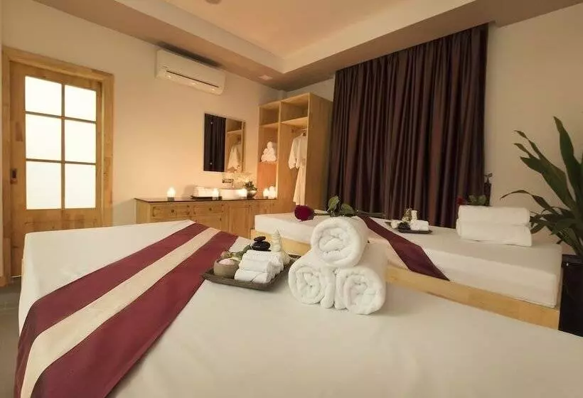 Отель Anik Boutique