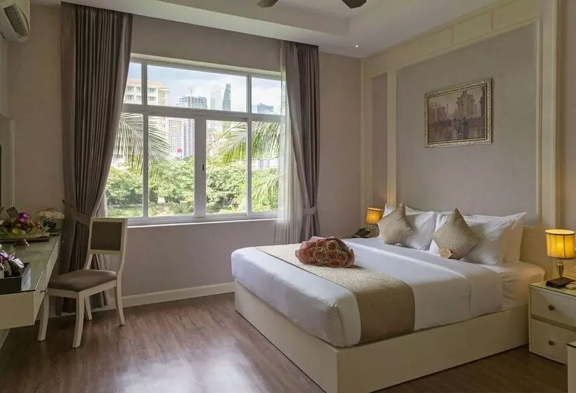 Отель Anik Boutique