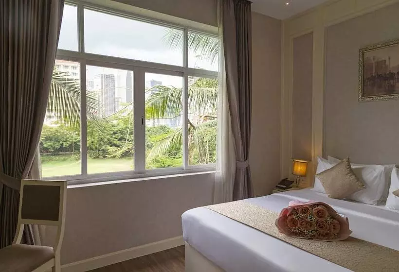 Отель Anik Boutique