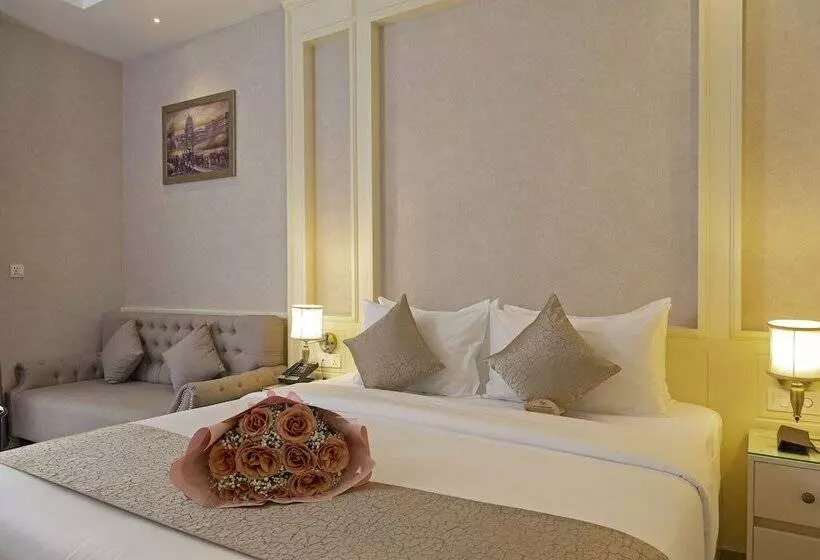 Отель Anik Boutique