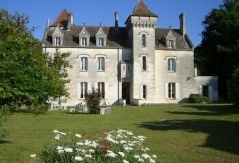 בית מלון כפרי Château Des Salles