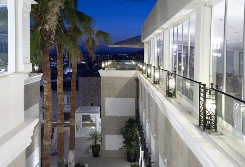 Ena Boutique Hotel & Residences